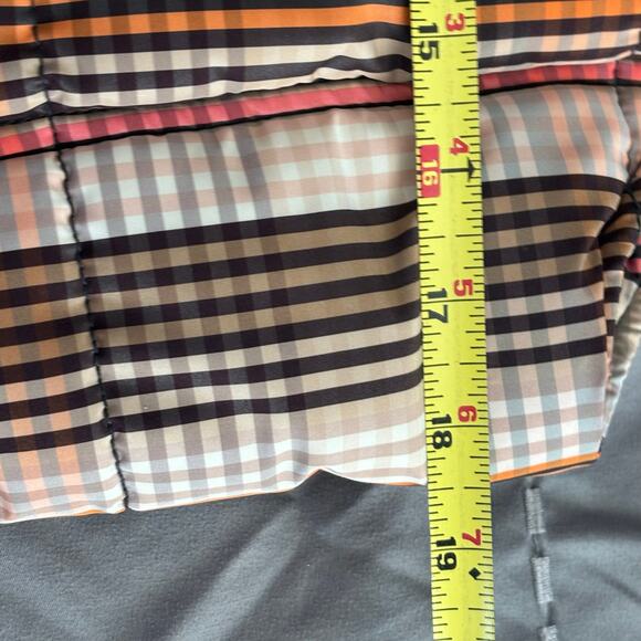 Retro preppy, Liz Claiborne small puffer multicolor plaid vest. - Picture 8 of 12